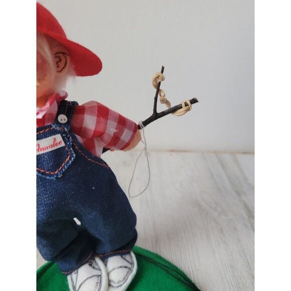 Annalee 1987 logo doll slingshot boy plush mysterious society - Picture 3 of 7